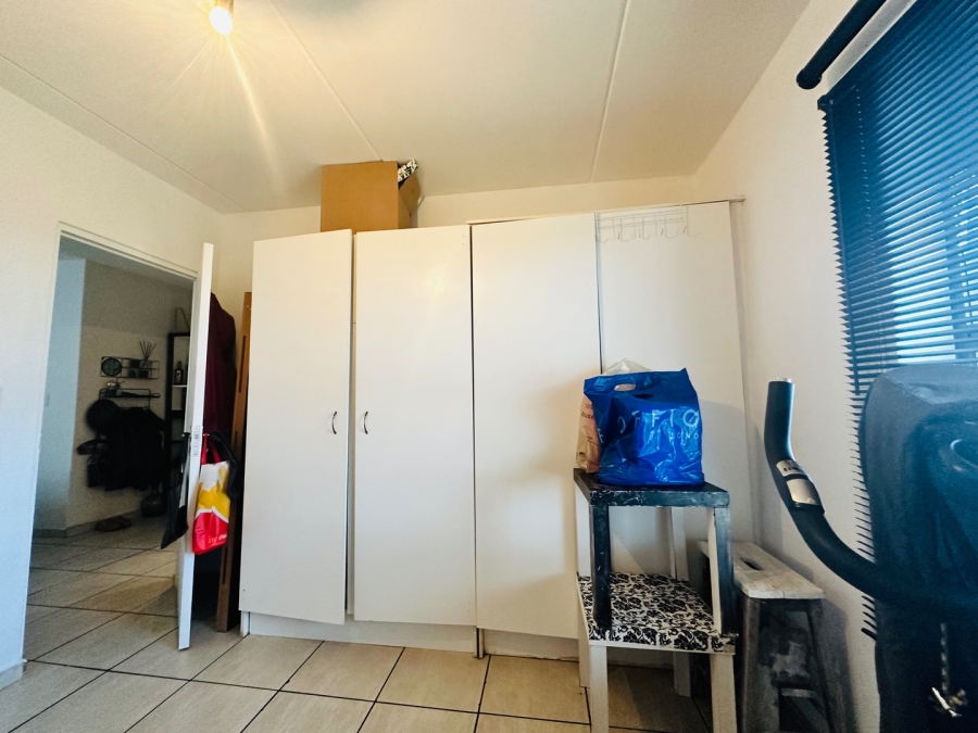 2 Bedroom Property for Sale in Parklands Western Cape